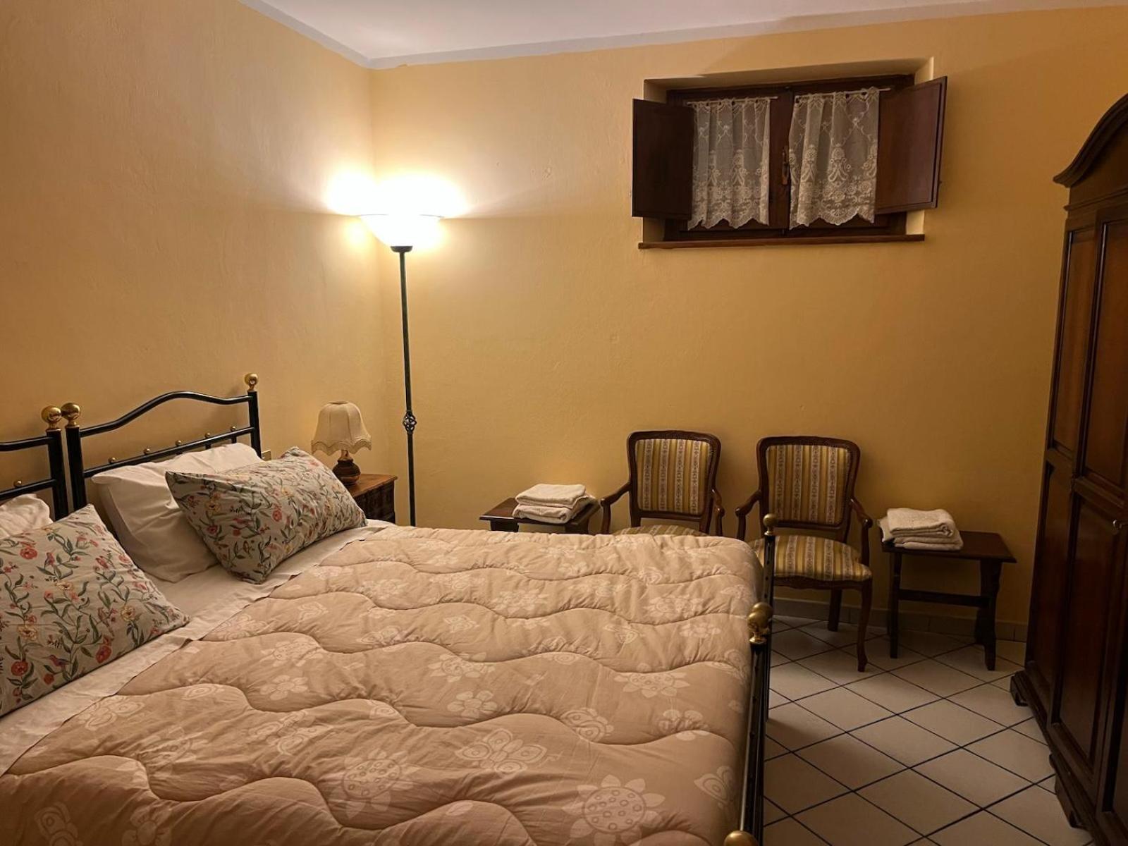 Casina Travi Apartman Arezzo Szoba fotó