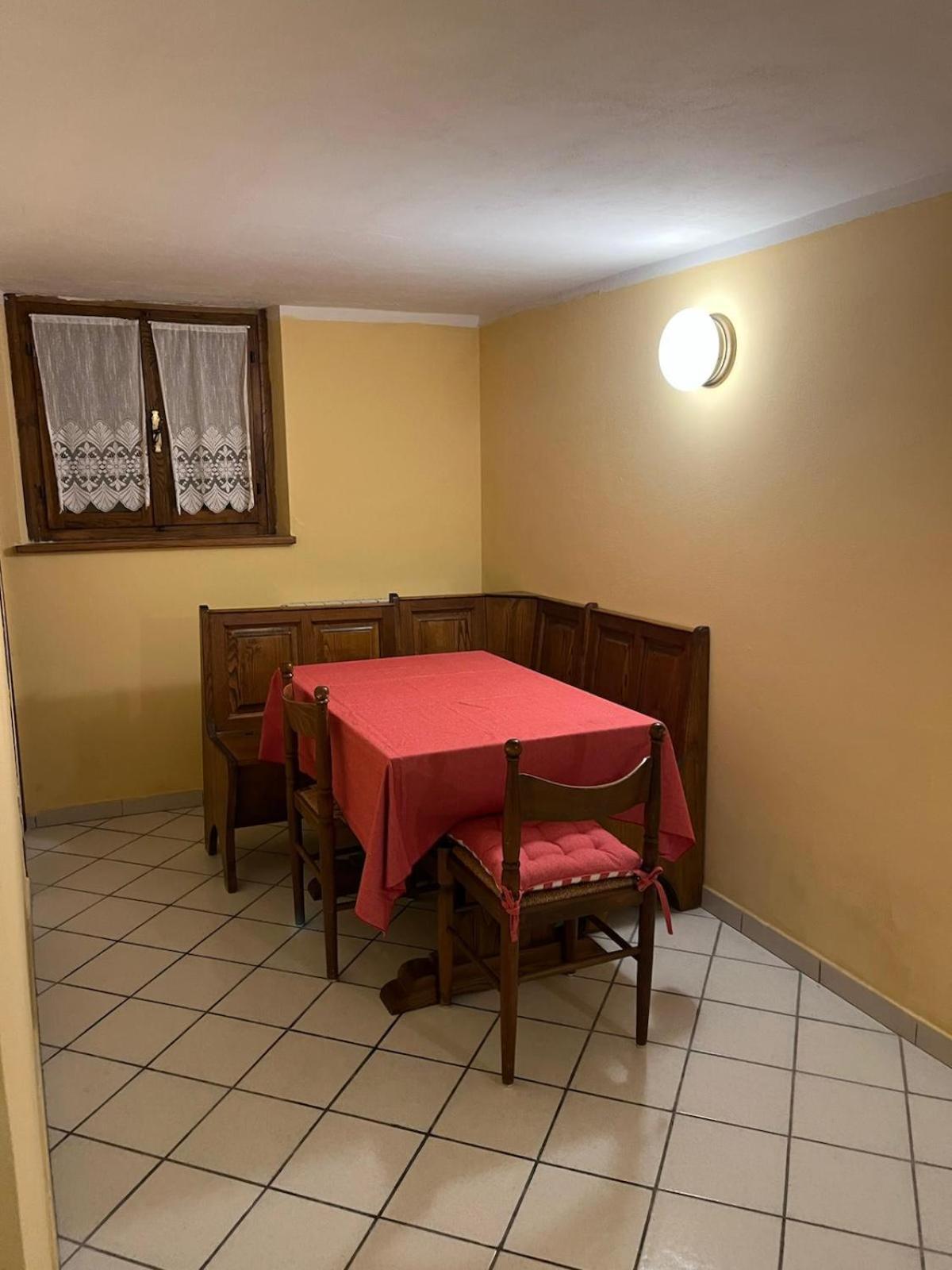 Casina Travi Apartman Arezzo Szoba fotó
